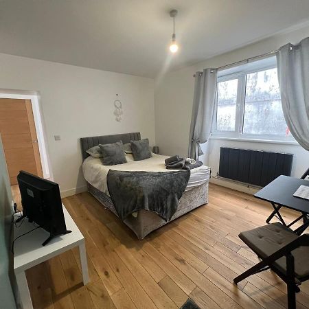 Dream Weaver Apartment Swansea Exteriör bild
