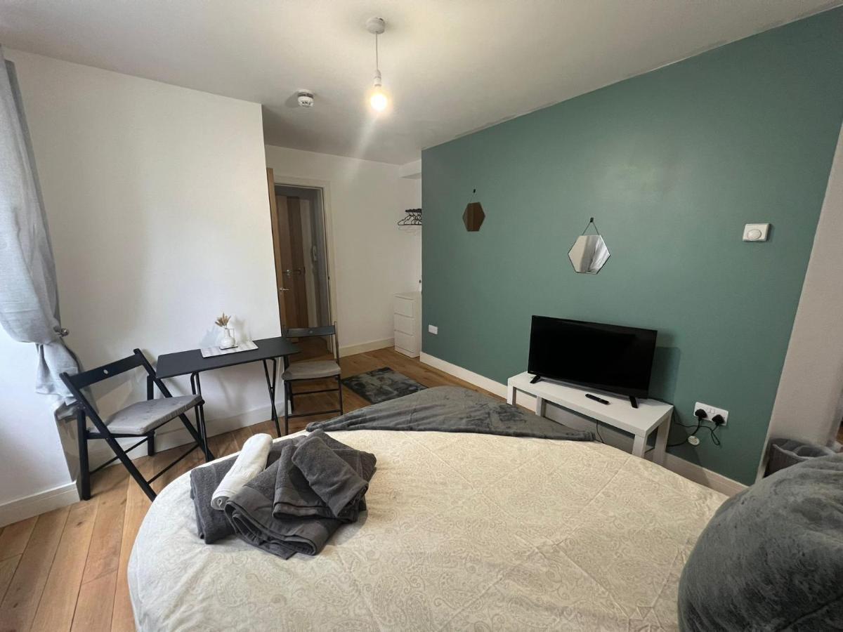 Dream Weaver Apartment Swansea Exteriör bild