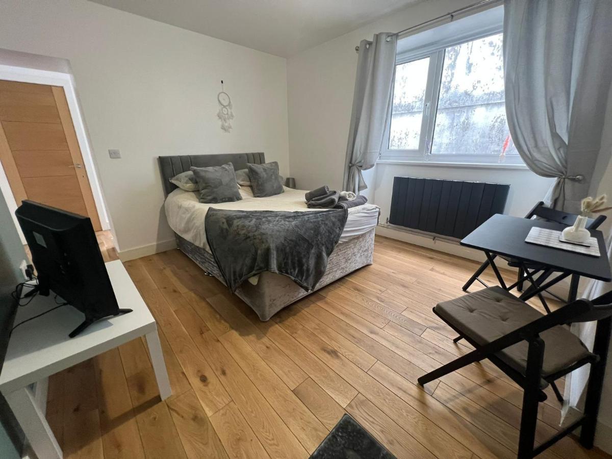 Dream Weaver Apartment Swansea Exteriör bild