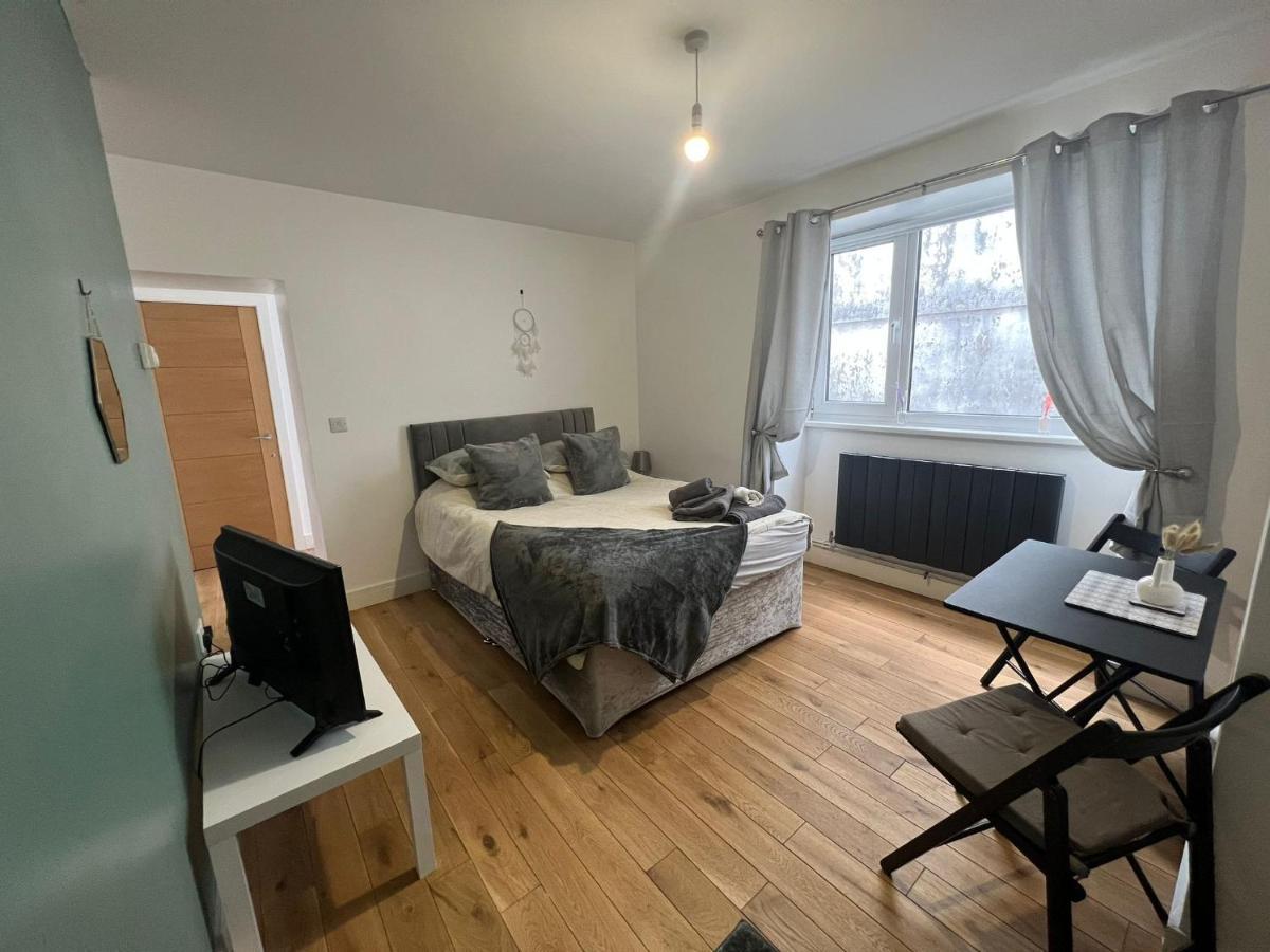 Dream Weaver Apartment Swansea Exteriör bild