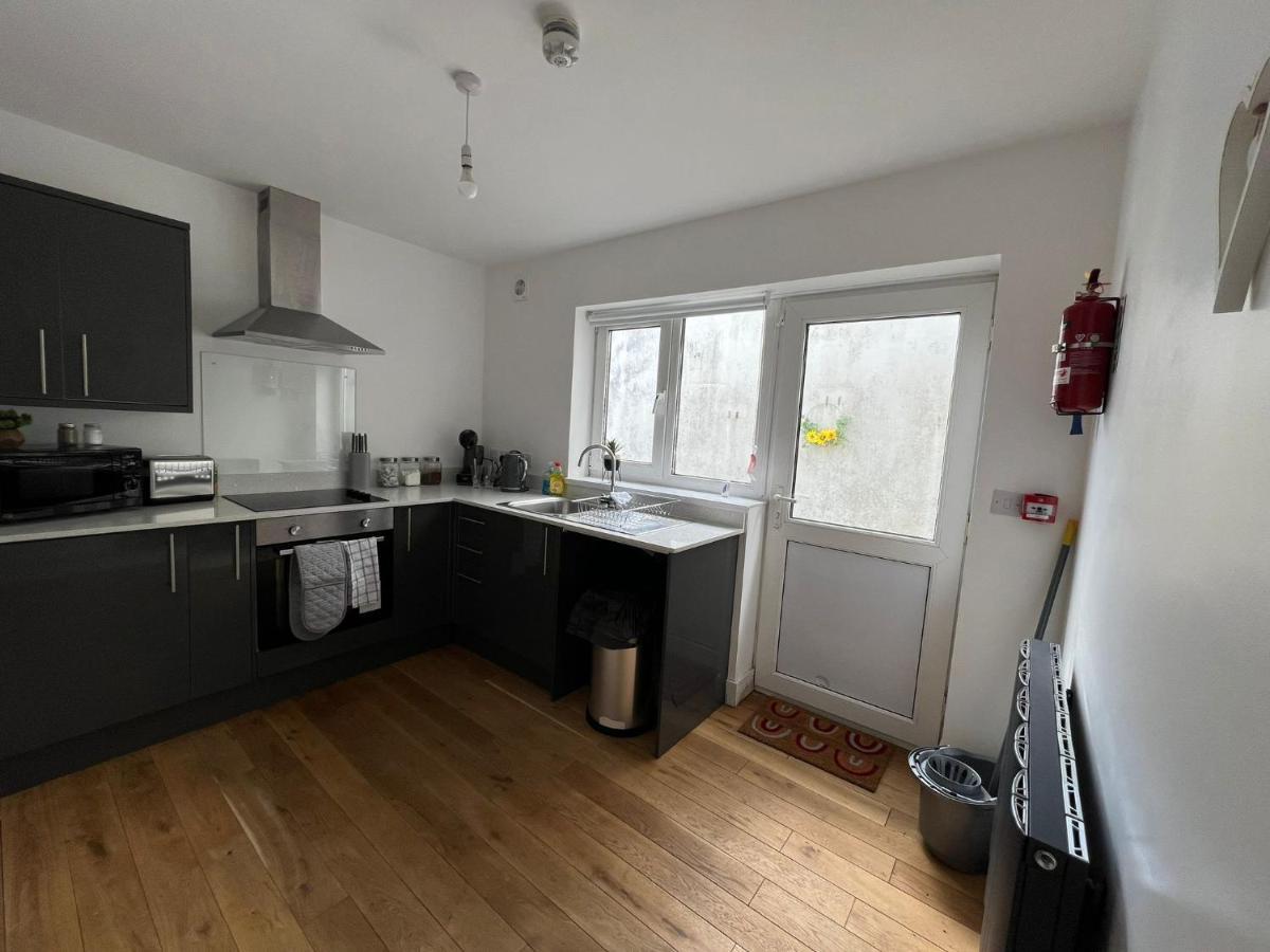 Dream Weaver Apartment Swansea Exteriör bild