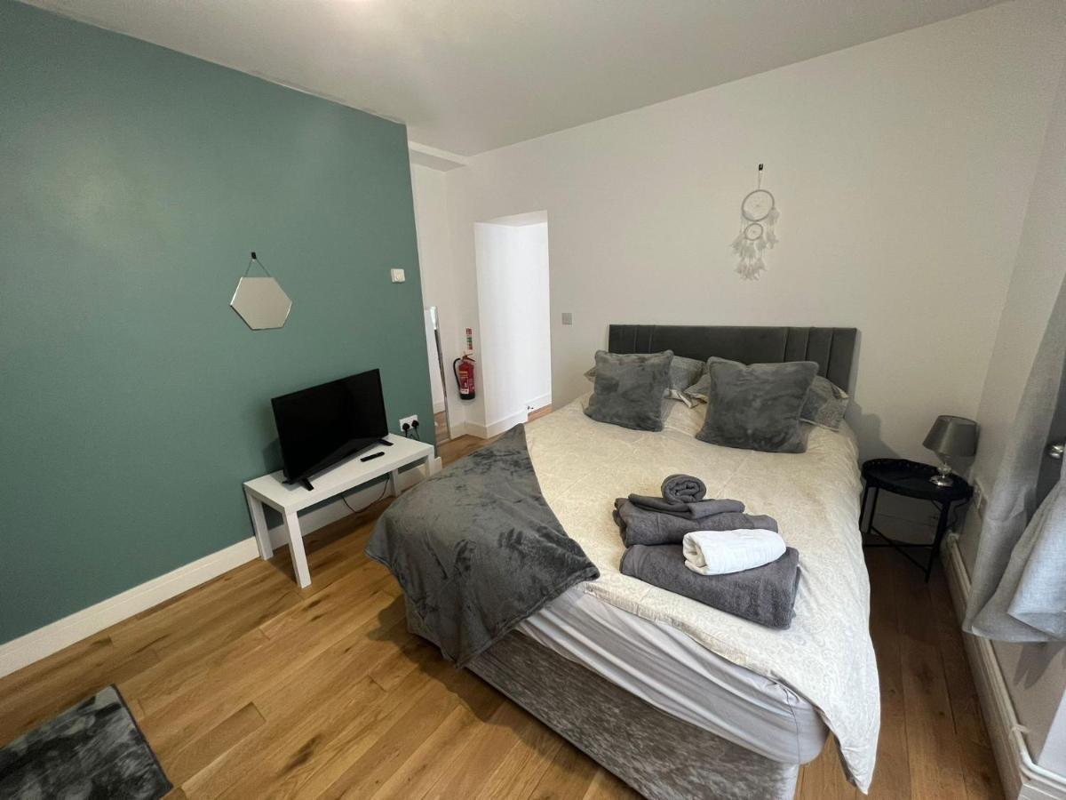 Dream Weaver Apartment Swansea Exteriör bild